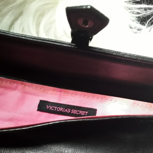 Victoria's Secret Wristlet - Picture 1 of 3